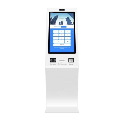 Терминальное дознание регистрации машины обслуживания собственной личности проверяет в киоске билета